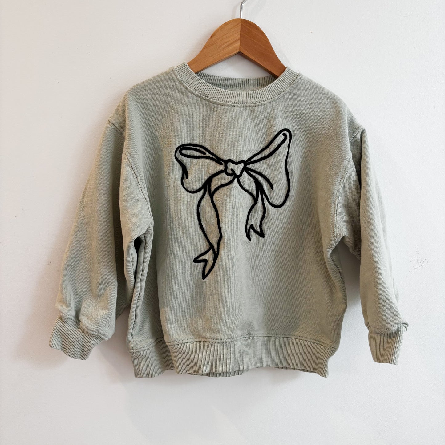 Mint Green Bow Sweatshirt (5Y)
