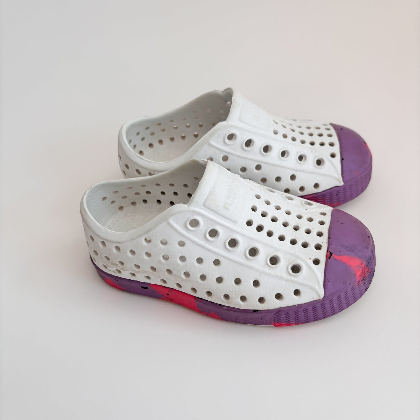 White and Purple Slip On Shoes (C6)