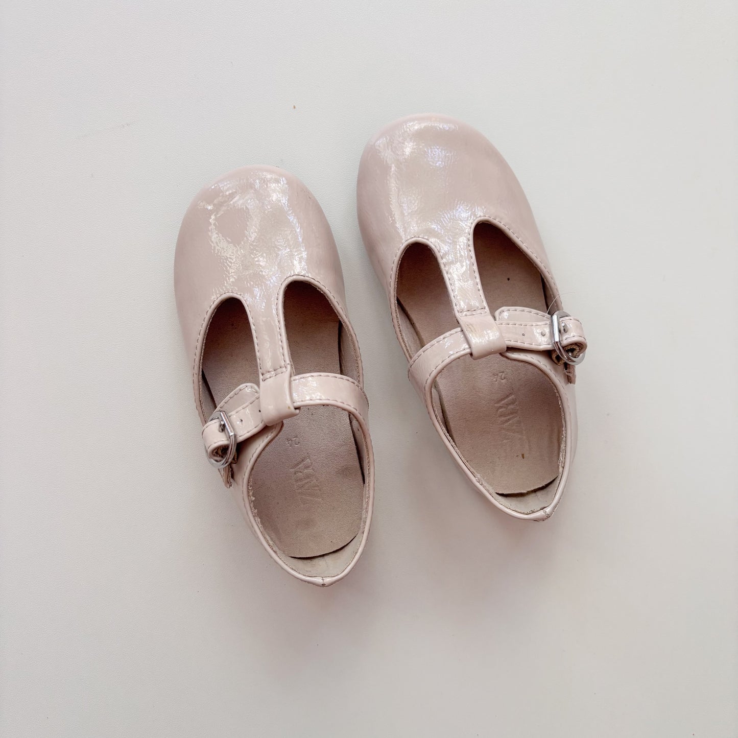 Pale Creamy Blush Dress Shoes (24/8C)