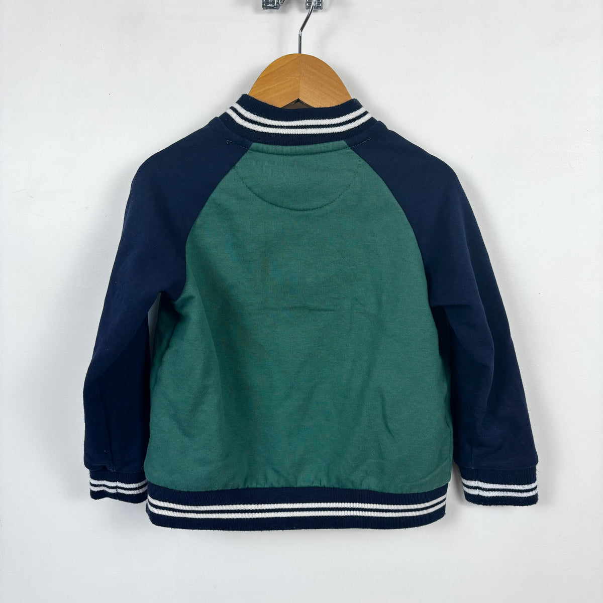 Zip Sweatshirt/Jacket (3Y)