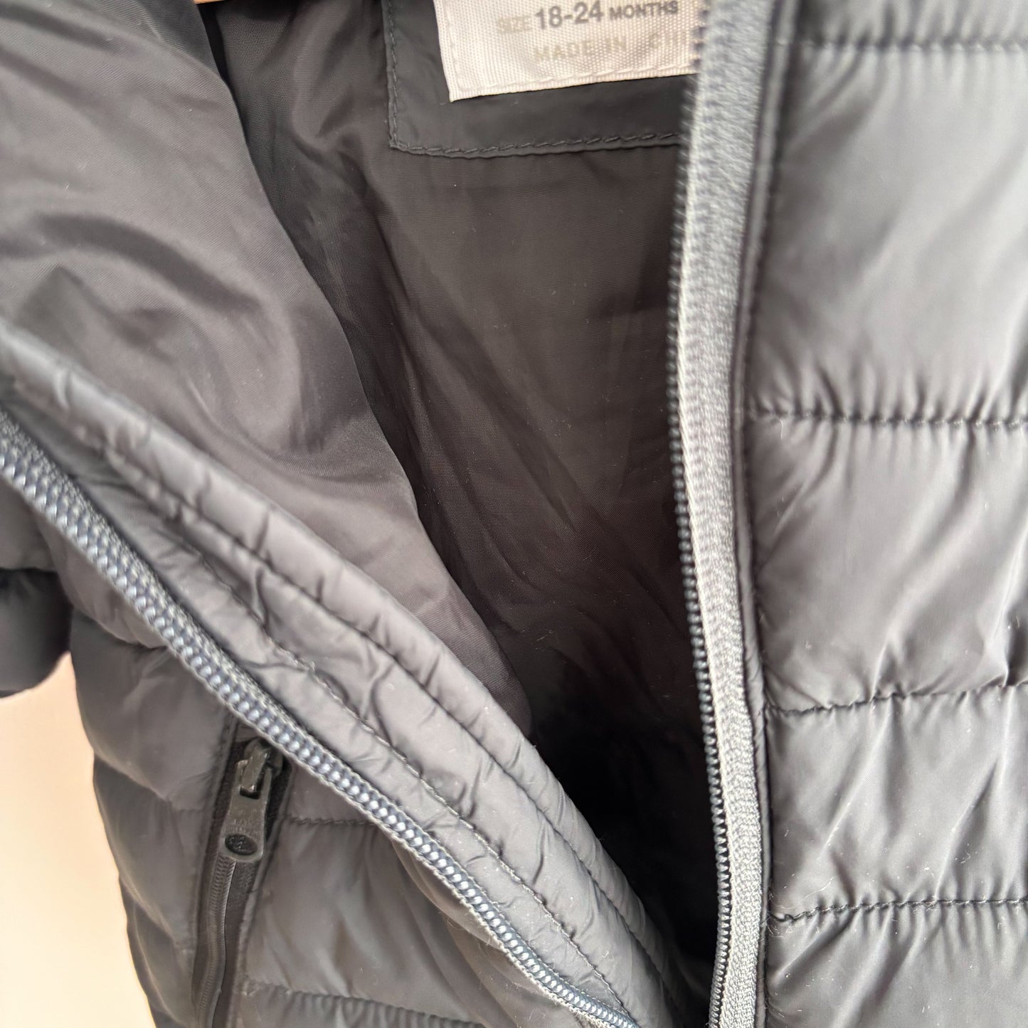 Lightweight Black Puffer Jacket (2Y)