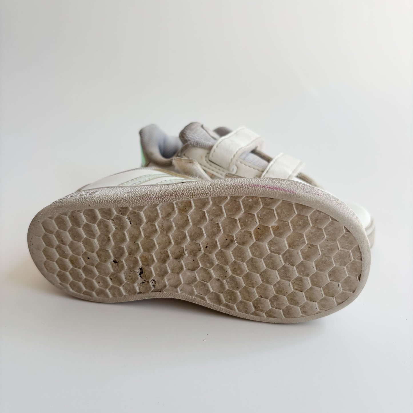 Shimmery Stripe White Sneakers (7C)