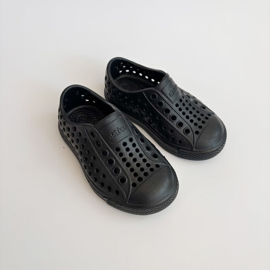 Black Slip On Shoes (4C)