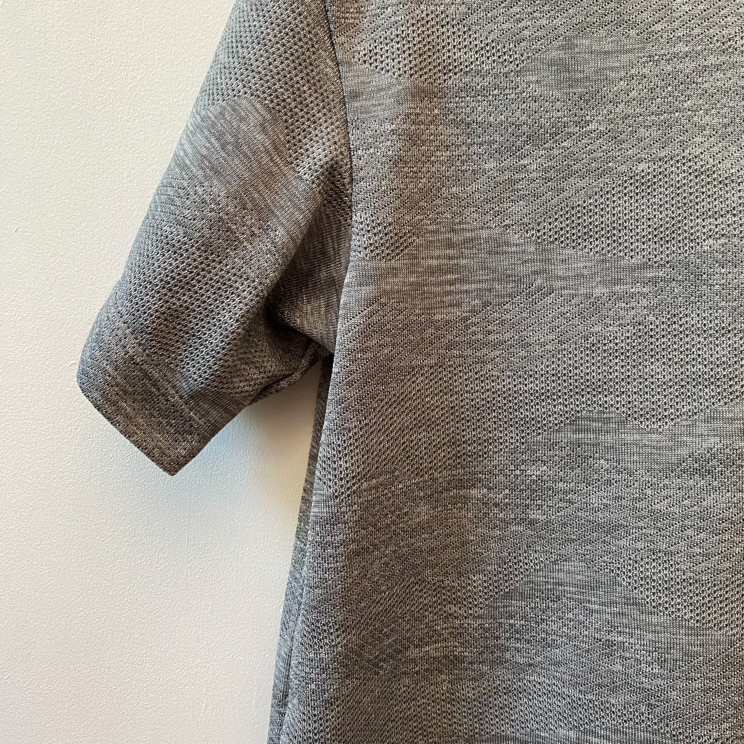 Grey Athletic Shirt (5-6Y)