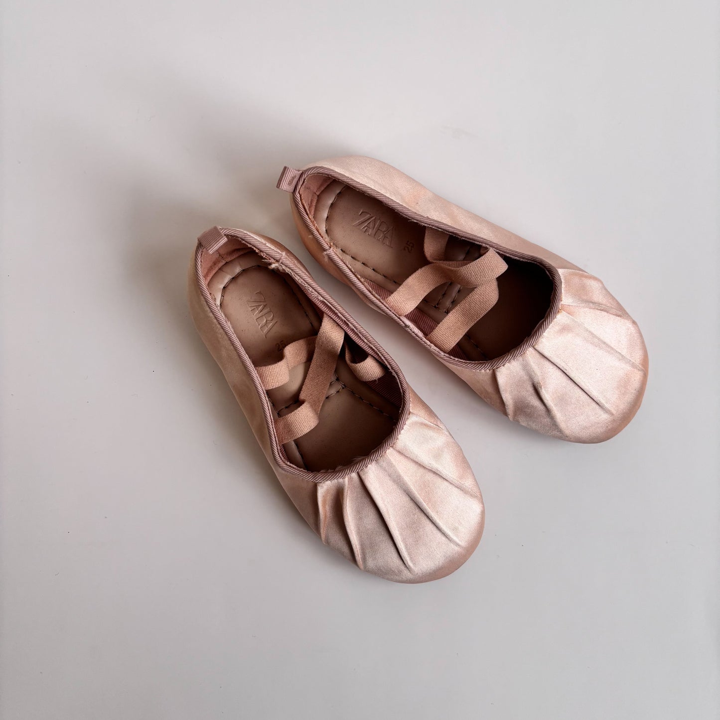 Silk-like Ballet Flats (EU25/8C)