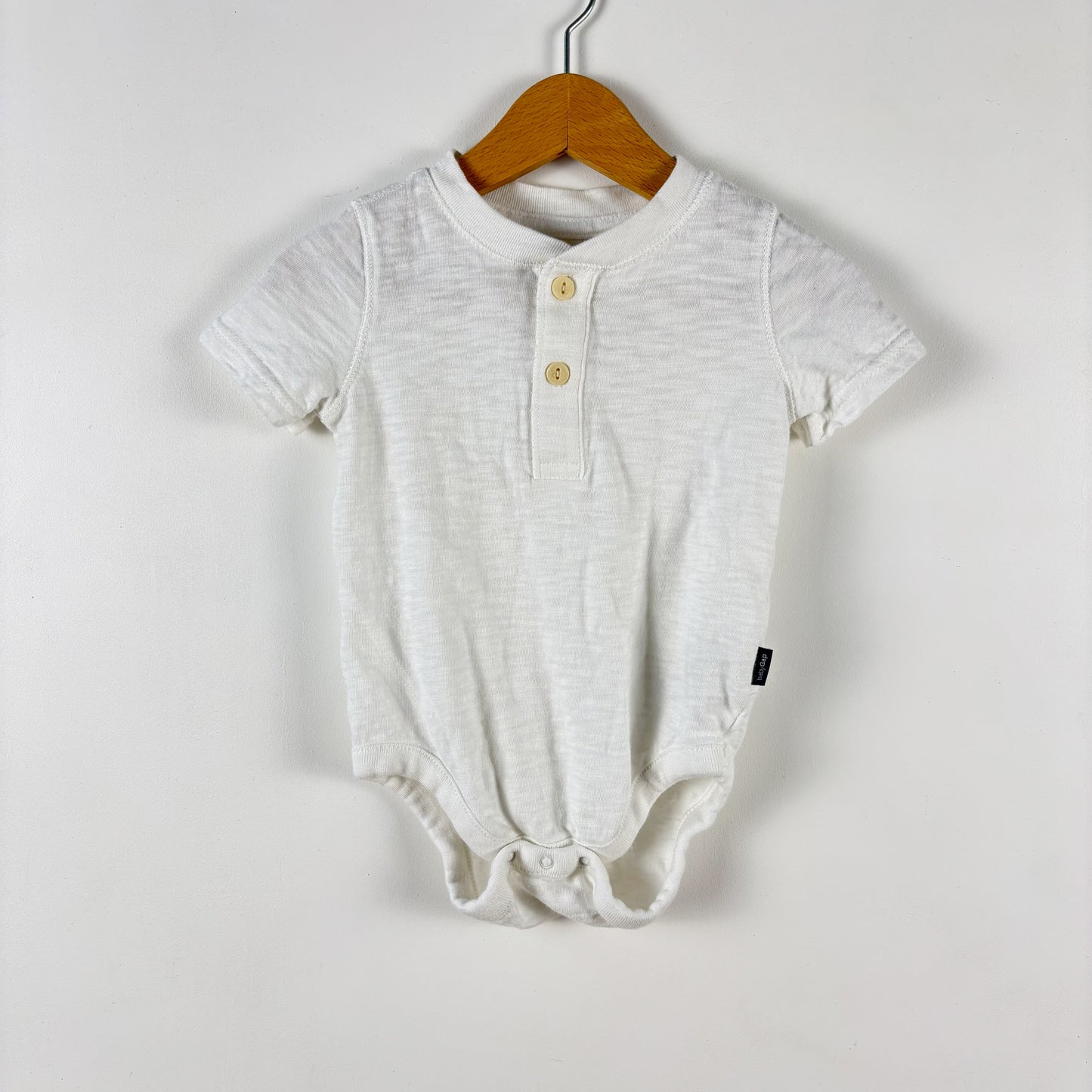 White Tee Bodysuit (6-12M)