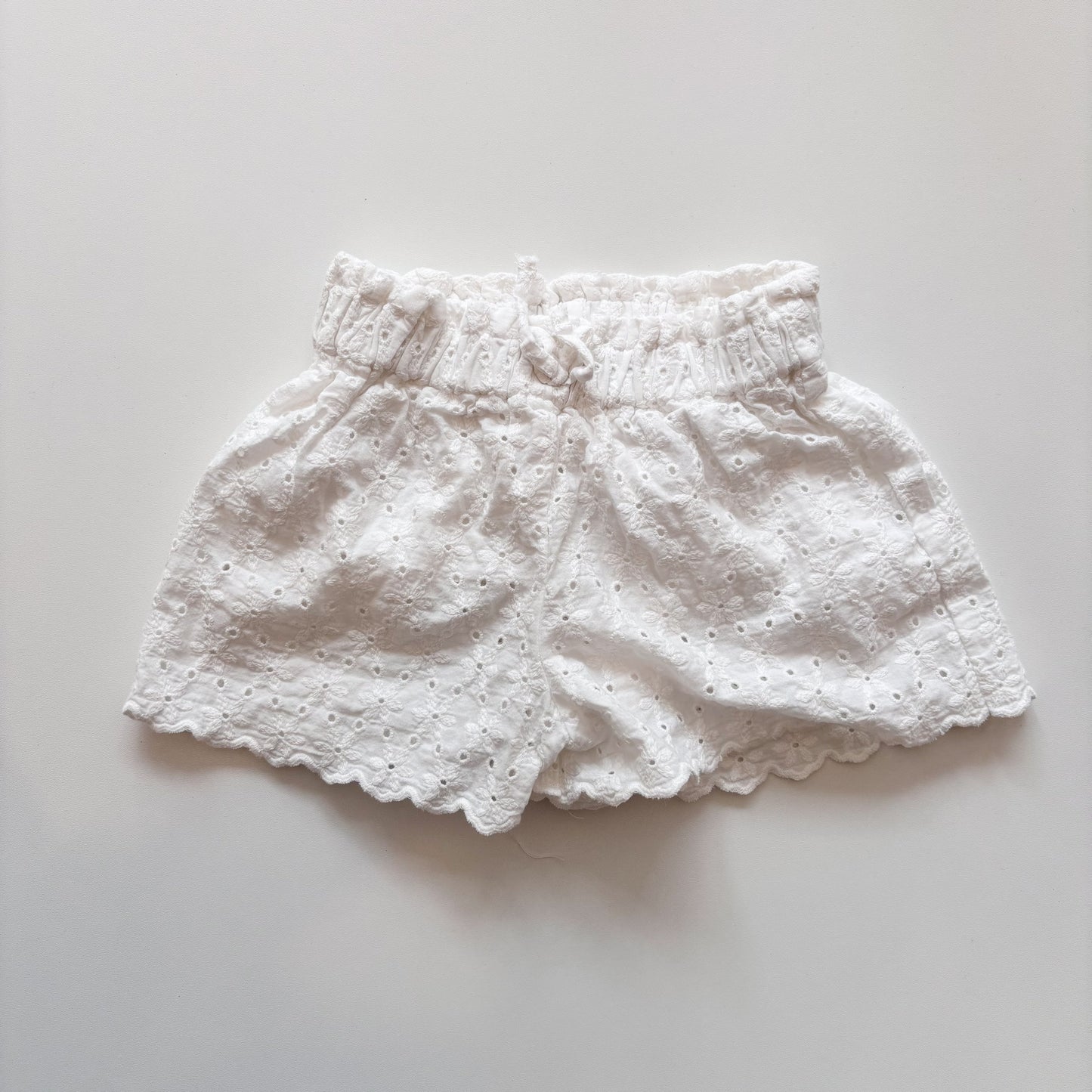 White Embroidered Shorts (2-3Y)