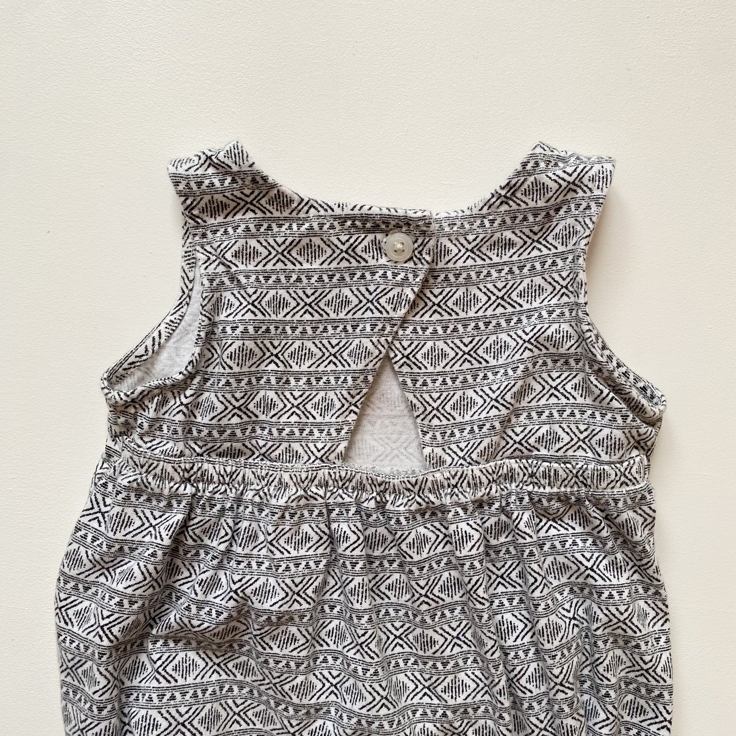 Black + White Romper (12-18M)