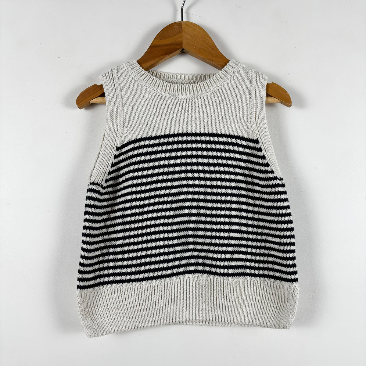 Knit Vest (6-7Y)