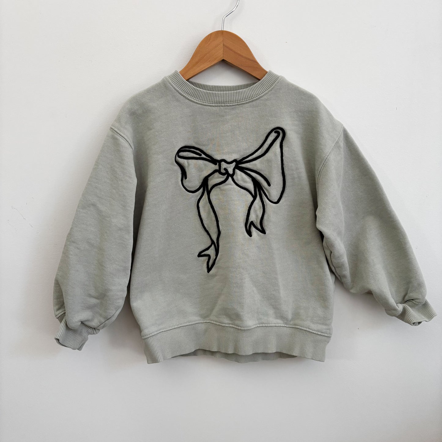Green Bow Sweatshirt (6Y)