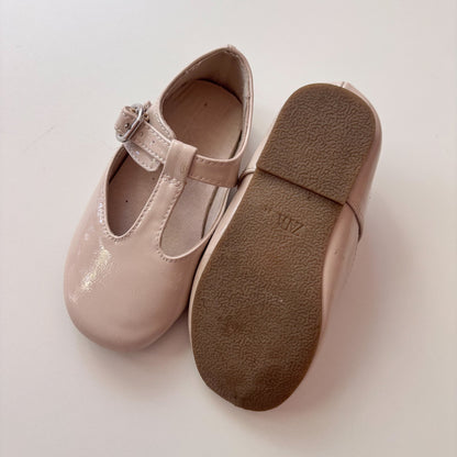 Pale Creamy Blush Dress Shoes (24/8C)