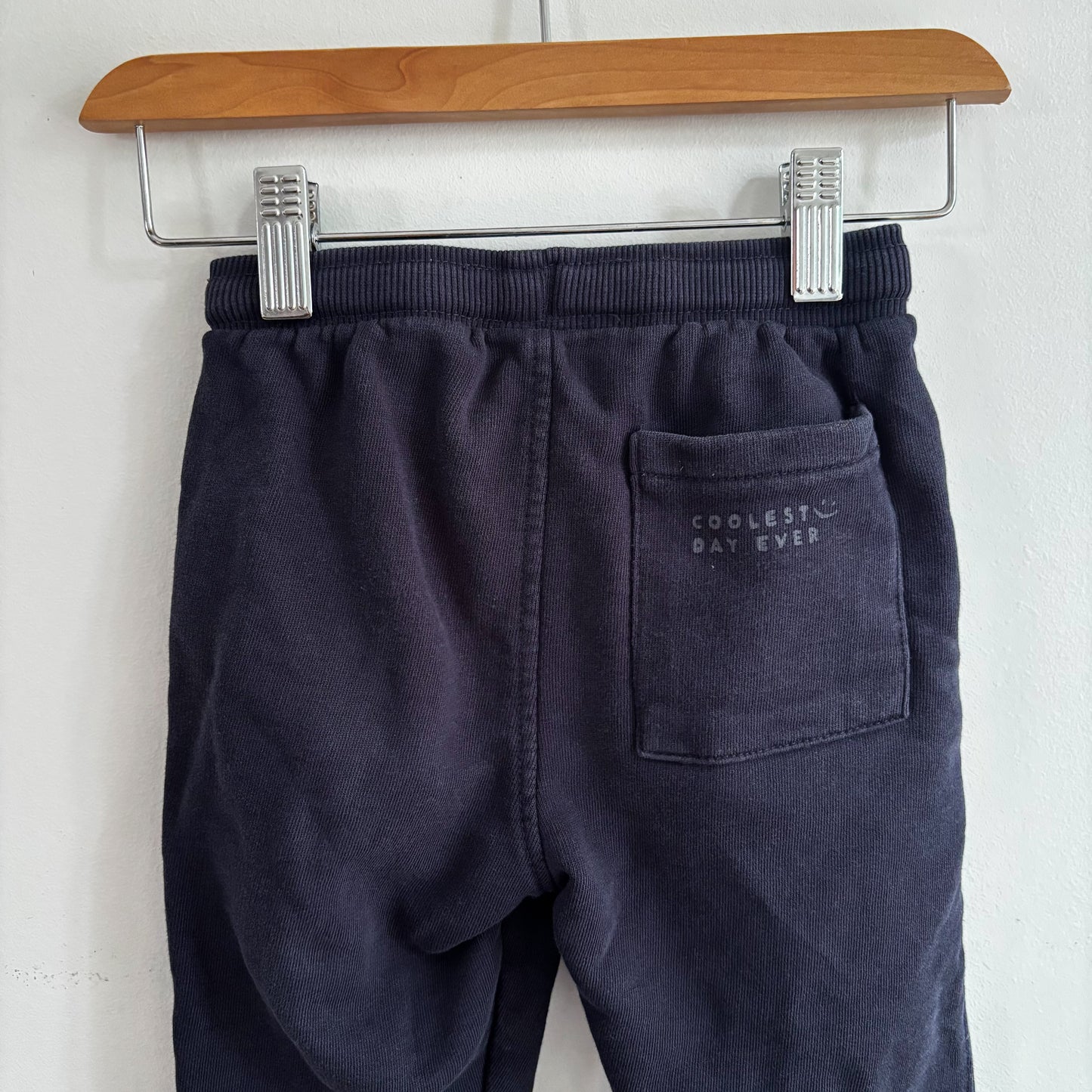 Black Joggers (3-4Y)