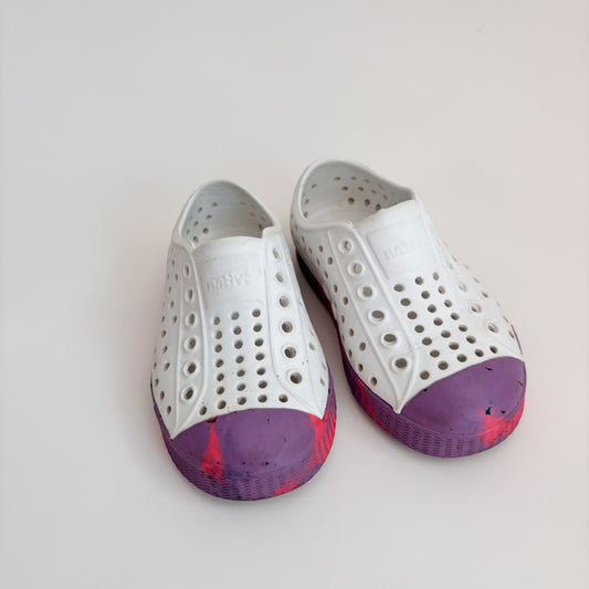 White and Purple Slip On Shoes (C6)