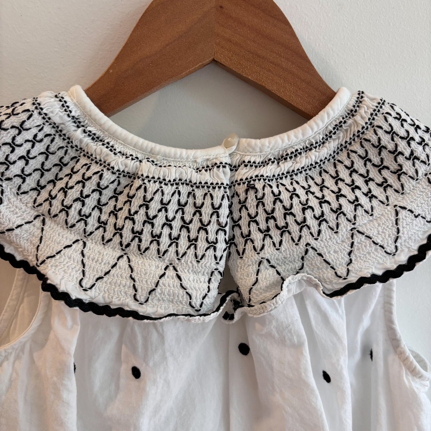 Embroidered White Dress (4Y)