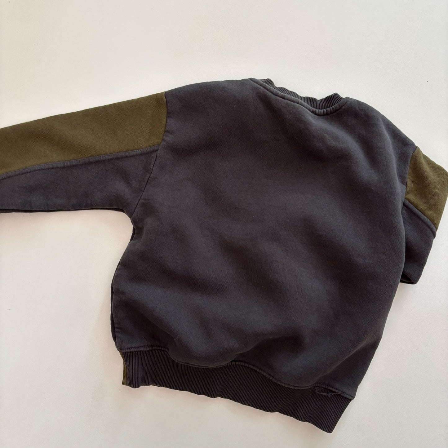 Green + Grey Crew Neck (7Y)