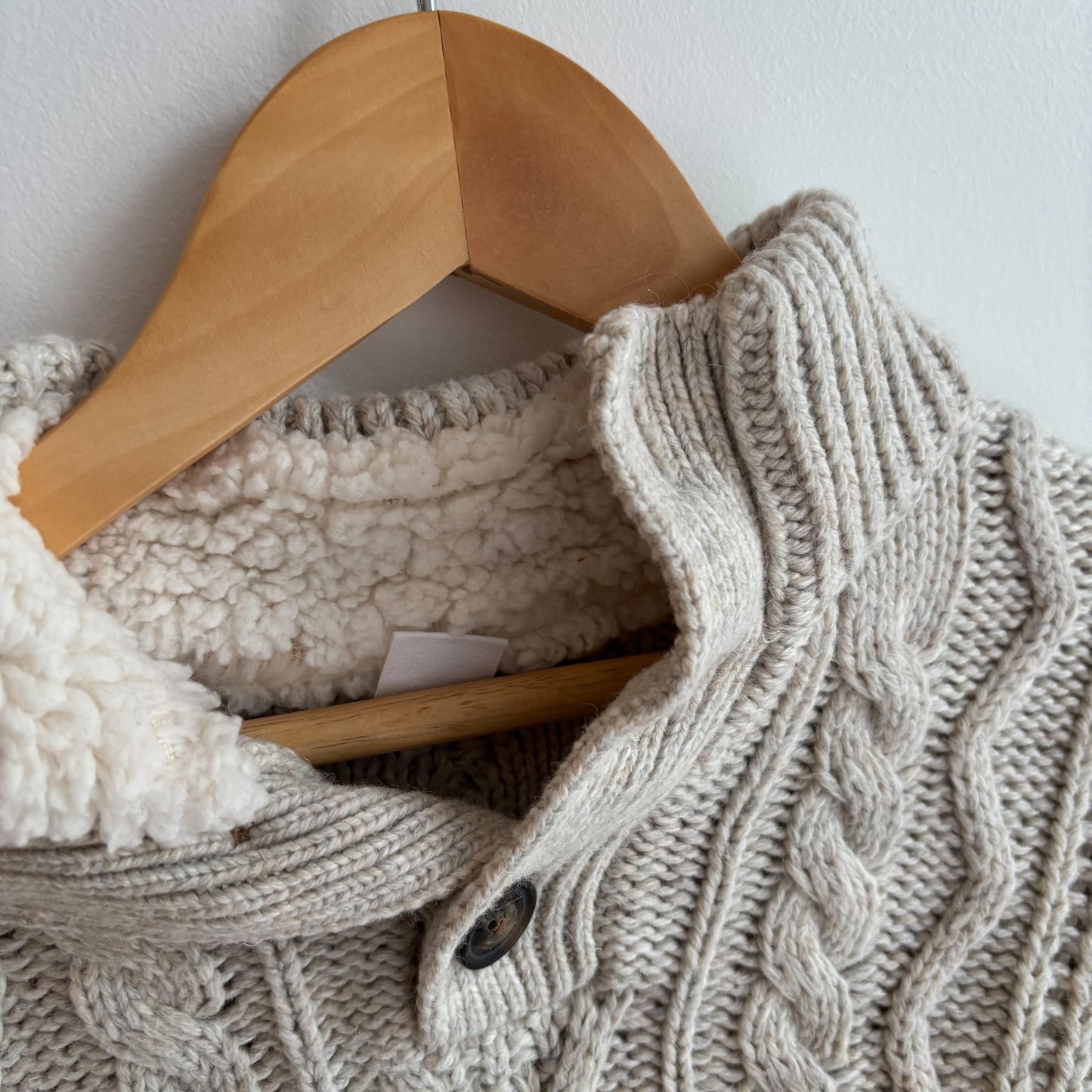 Thick Cable Knit Sweater (3Y)