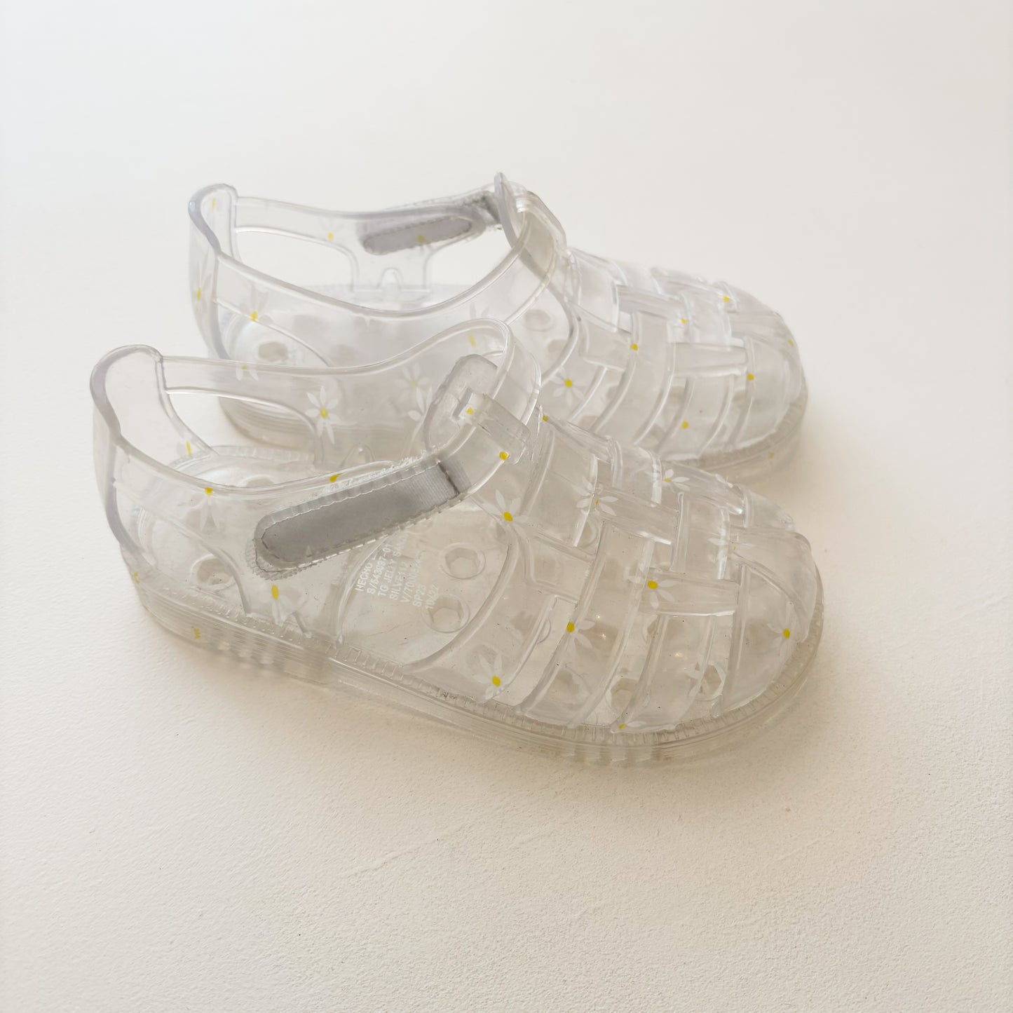 Daisy Print Jelly Sandals (7C)