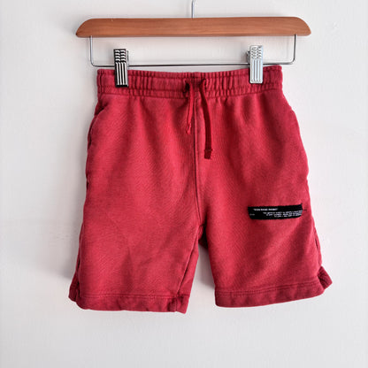 Red Shorts (4Y)