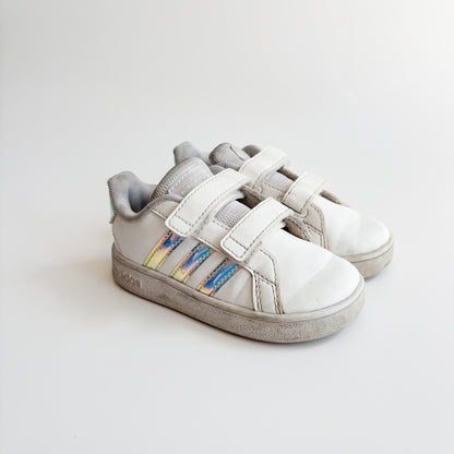 Shimmery Stripe White Sneakers (7C)