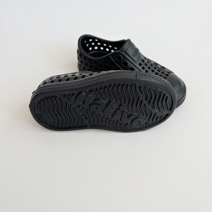 Black Slip On Shoes (4C)