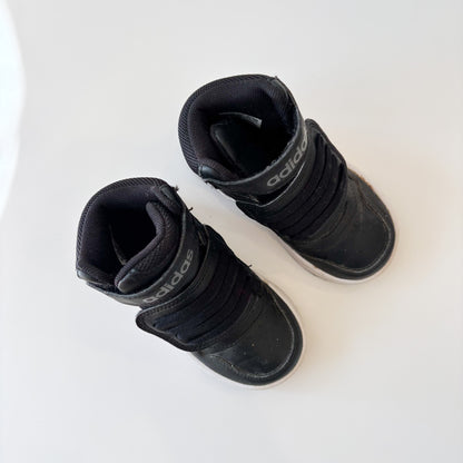 Black Velcro Sneakers (7C)