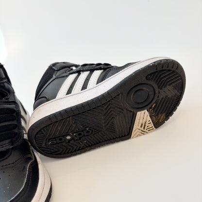 Black Velcro Sneakers (7C)