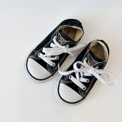 Black Sneakers (5C)