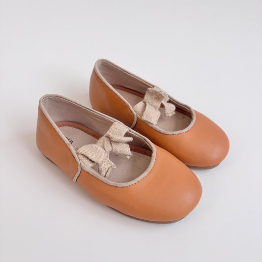 Tan Ballet Flats (EU24/8C)