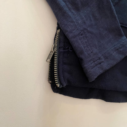 Black Sweatshirt (6Y)