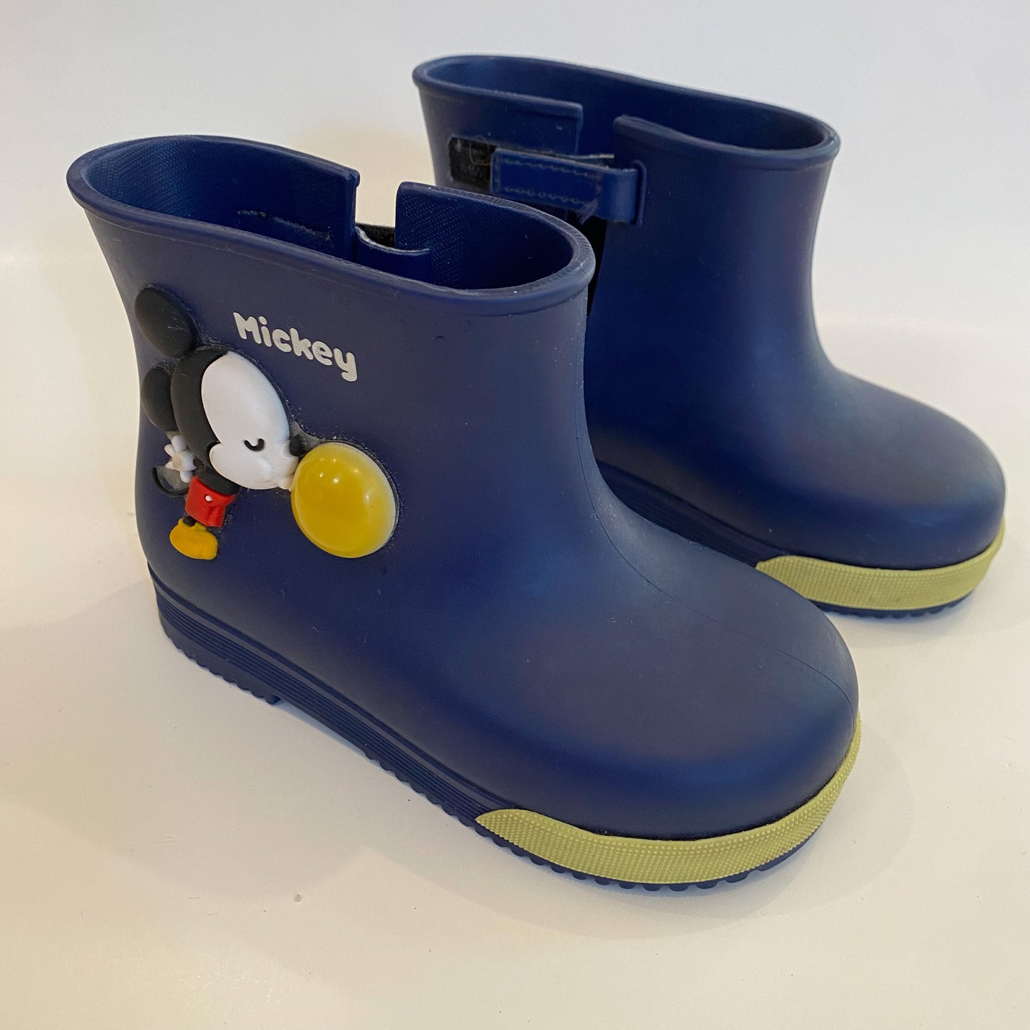 Character Rain Boots (9C)