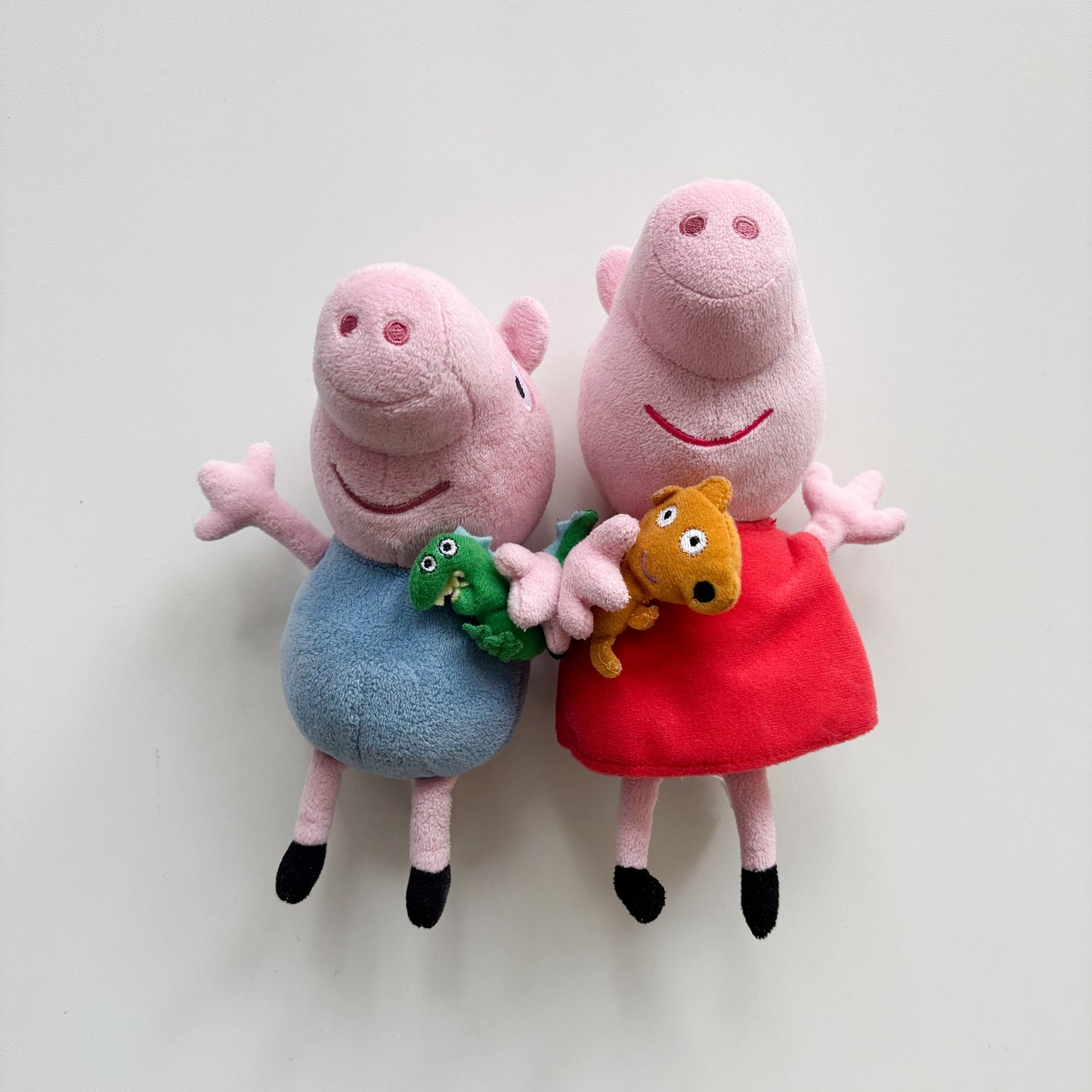 2 x Pig Character Beanie Plush