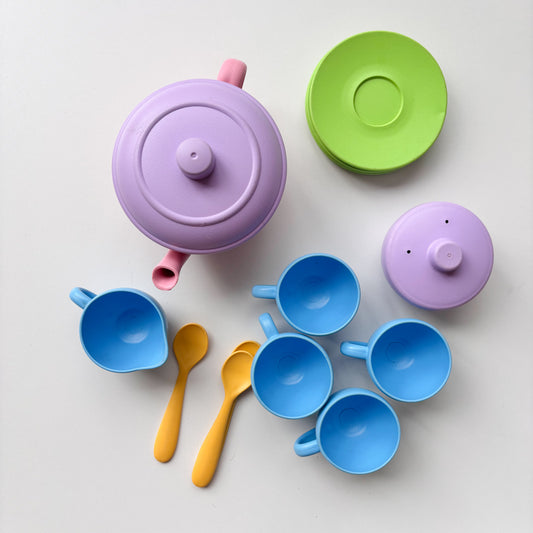 Green Toys Tea Set
