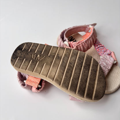 Patchwork Sandals (EU26/9-9.5C)
