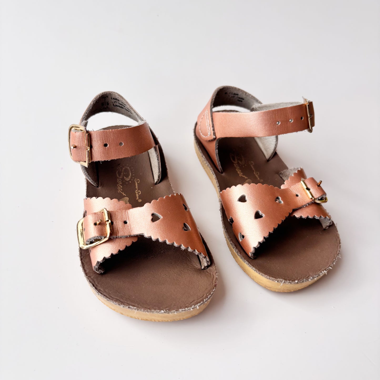 Rose Gold Sweetheart Sandals (7C)