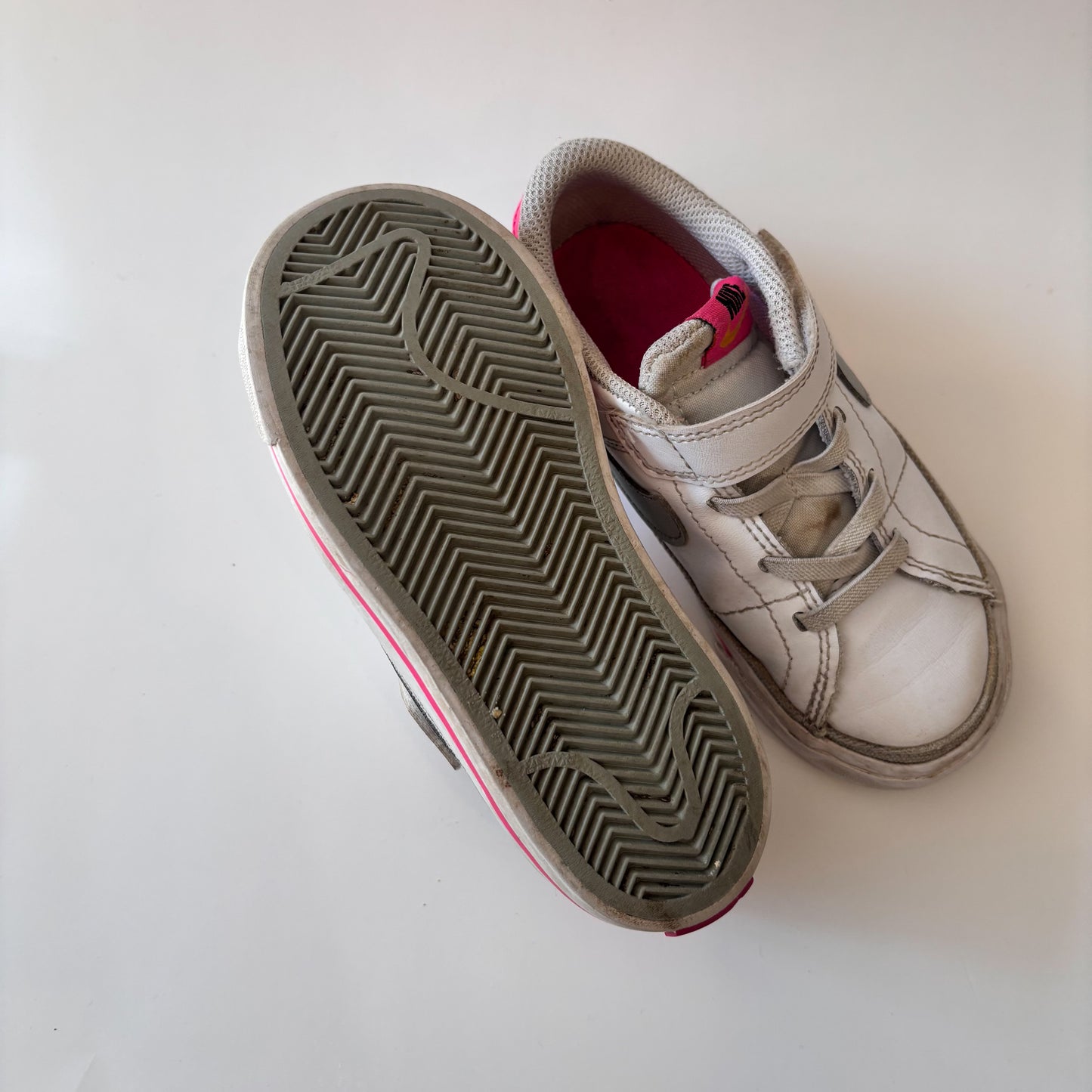 Swoosh Court Shoes (10C)