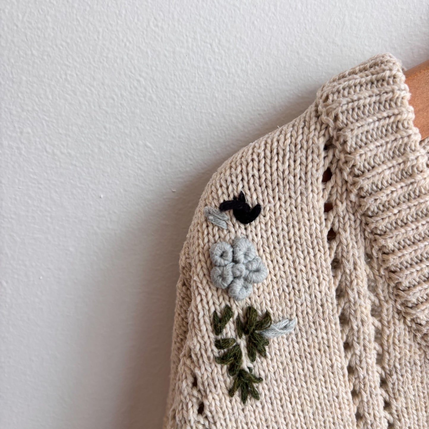 Embroidered Cardigan (6/6X)