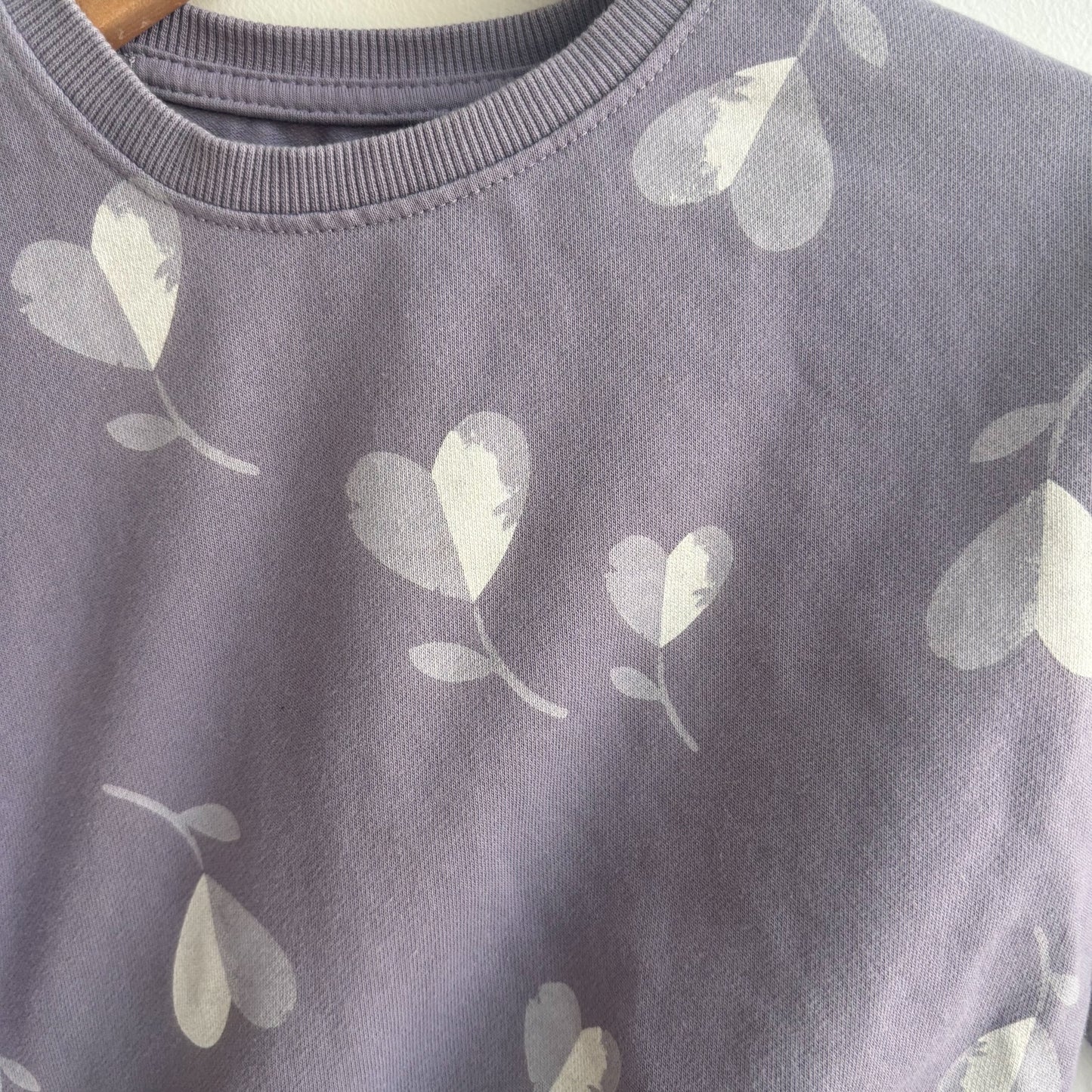 Purple Heart/Flower Sweatshirt (2T)