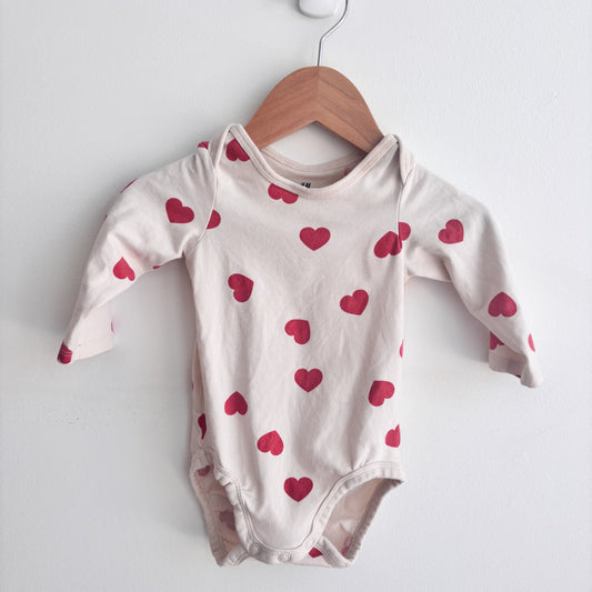 Heart Bodysuit (2-4M)