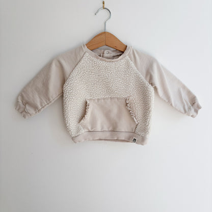 Fuzzy Cream Pocket Sweatshirt (12M)